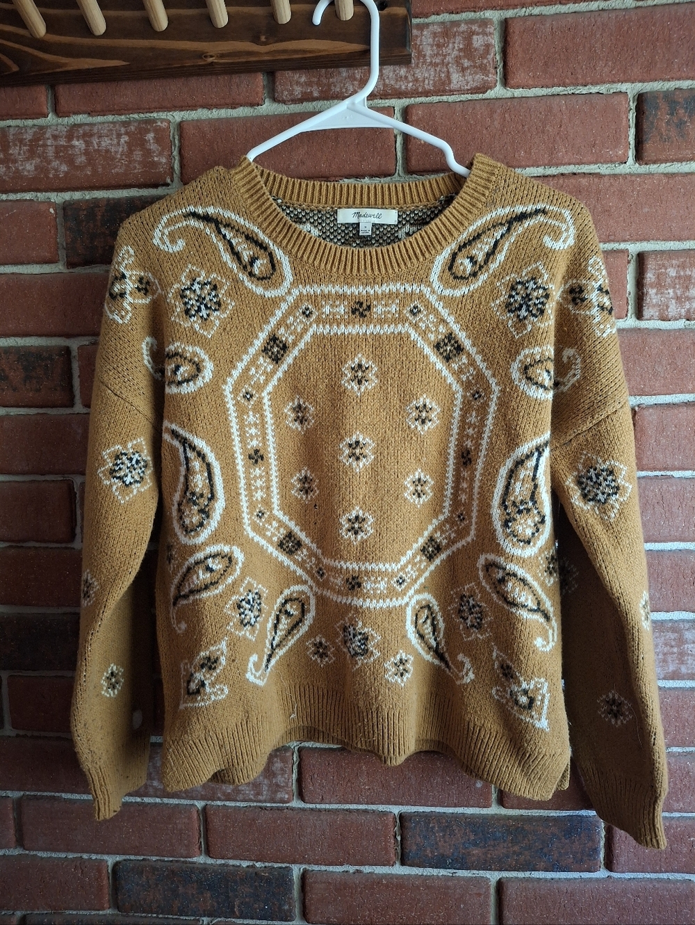 Mustard Paisley Pattern Women's Knit Sweater - MADEWELL